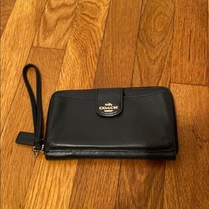 Coach phone wallet/wristlet